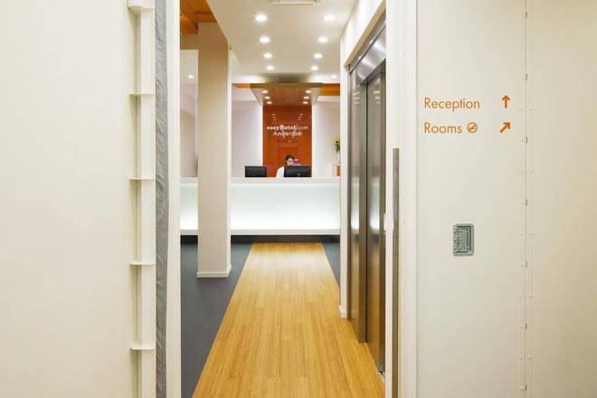 easyHotel Amsterdam, Amsterdam