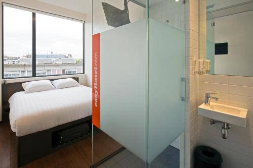 easyHotel Amsterdam, Amsterdam