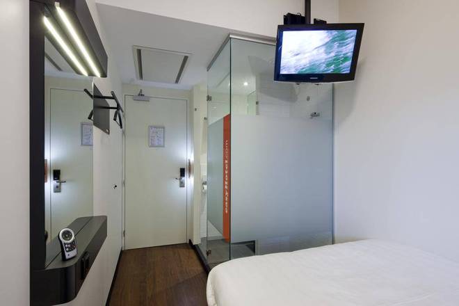 easyHotel Amsterdam, Amsterdam