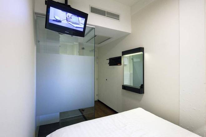 easyHotel Amsterdam, Amsterdam