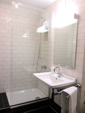 Zum Guten Glück, Zurich