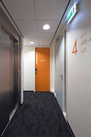 easyHotel Amsterdam, Amsterdam