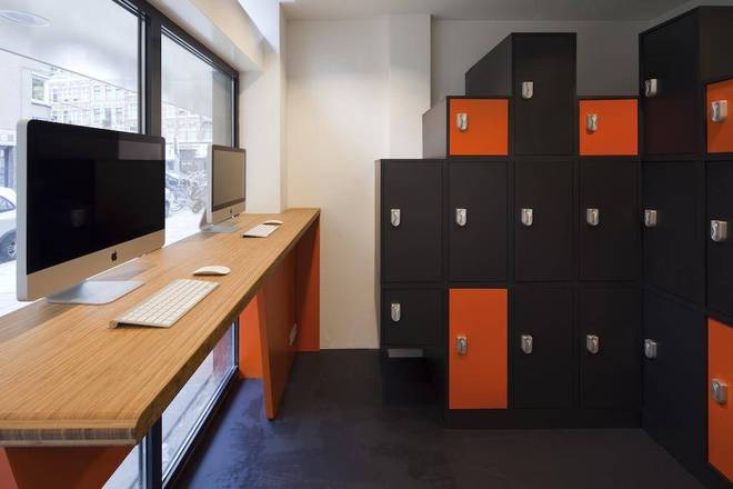 easyHotel Amsterdam, Amsterdam