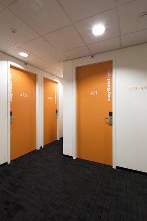 easyHotel Amsterdam, Amsterdam