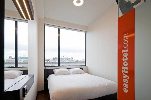easyHotel Amsterdam, Amsterdam