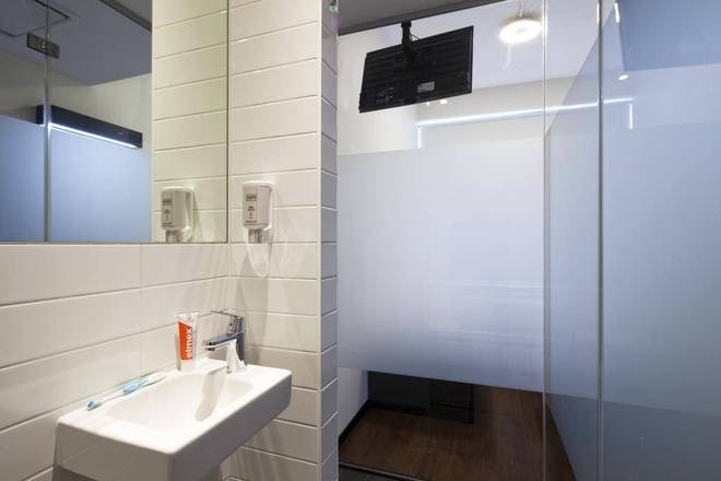 easyHotel Amsterdam, Amsterdam