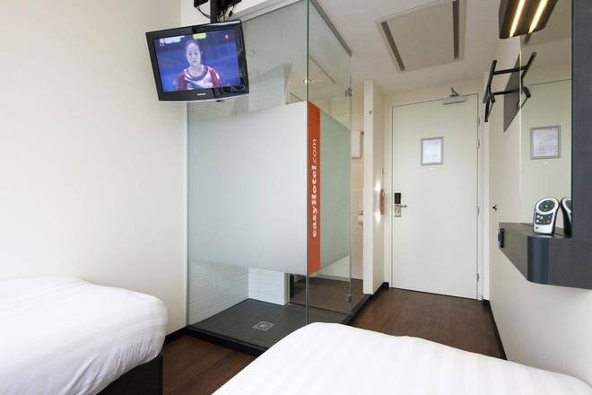 easyHotel Amsterdam, Amsterdam
