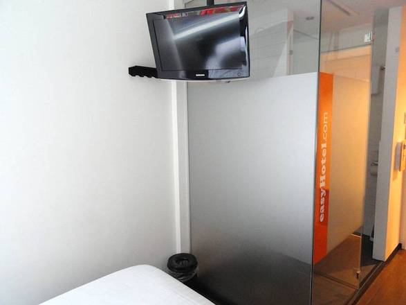 easyHotel Amsterdam, Amsterdam