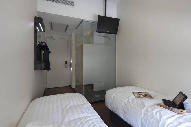 easyHotel Amsterdam, Amsterdam