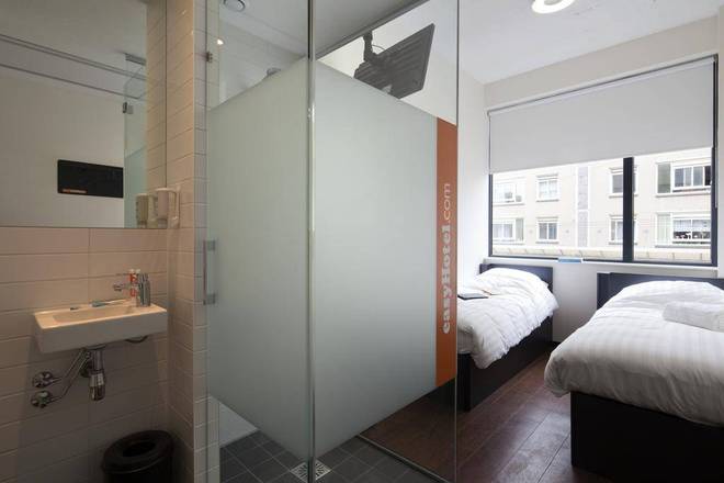 easyHotel Amsterdam, Amsterdam