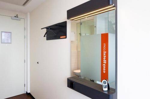 easyHotel Amsterdam, Amsterdam