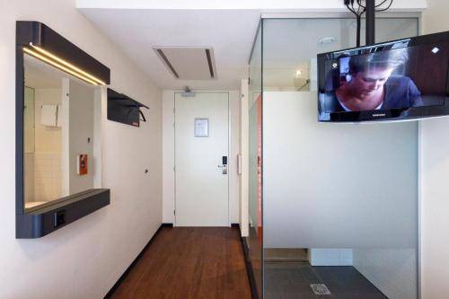 easyHotel Amsterdam, Amsterdam