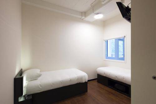 easyHotel Amsterdam, Amsterdam