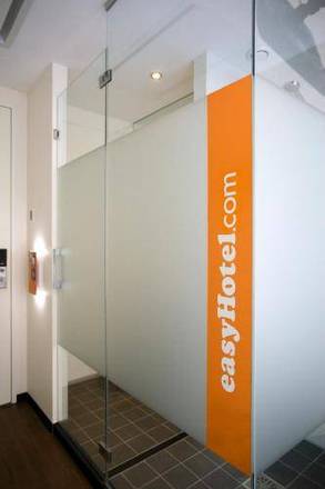 easyHotel Amsterdam, Amsterdam