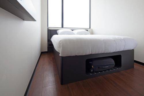 easyHotel Amsterdam, Amsterdam