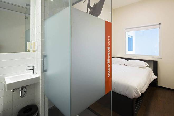 easyHotel Amsterdam, Amsterdam