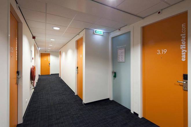 easyHotel Amsterdam, Amsterdam