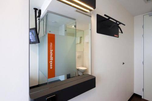 easyHotel Amsterdam, Amsterdam
