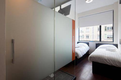 easyHotel Amsterdam, Amsterdam