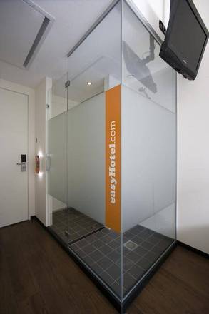 easyHotel Amsterdam, Amsterdam