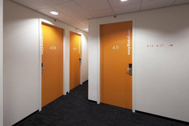 easyHotel Amsterdam, Amsterdam