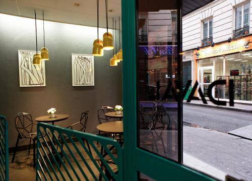 Hotel Daval, Paris